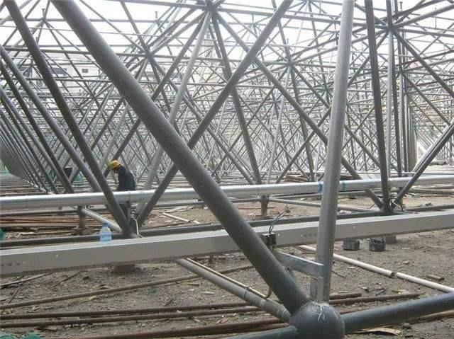 项城盘点螺栓球网架对选材方面的4点要求